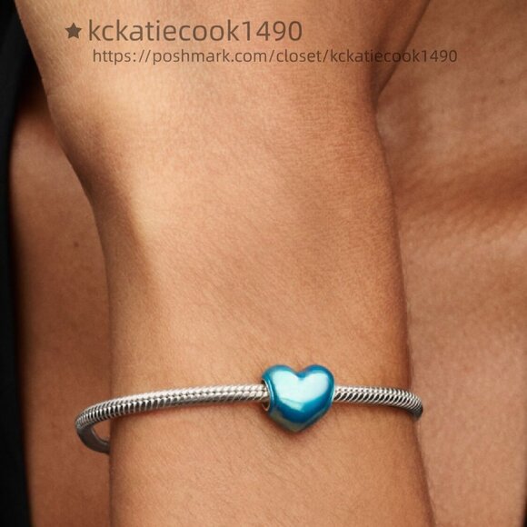 Pandora Metallic Sky Blue Heart Charm - Picture 5 of 6